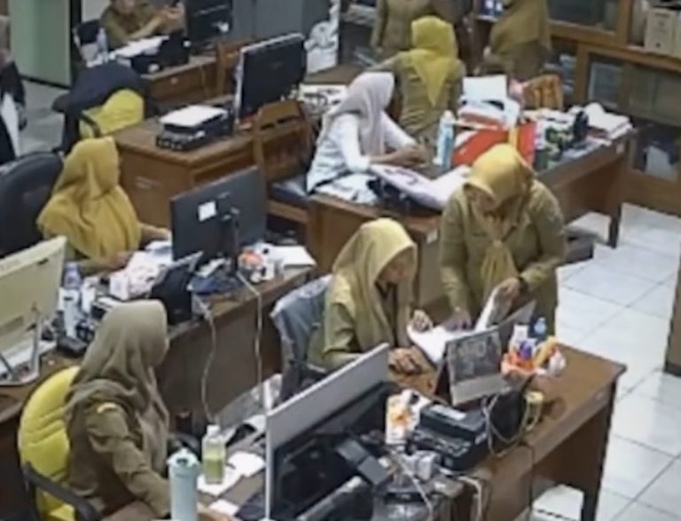 Screenshot_20260411-234247